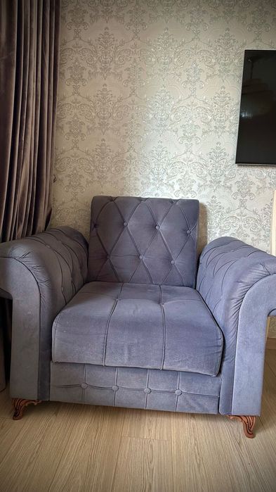 Продается диван с креслом, состояние отличное