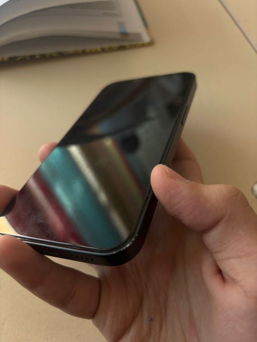 Обменяю Iphone 13