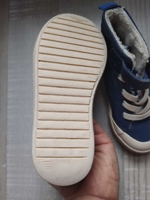 Ghetute unisex imblanite