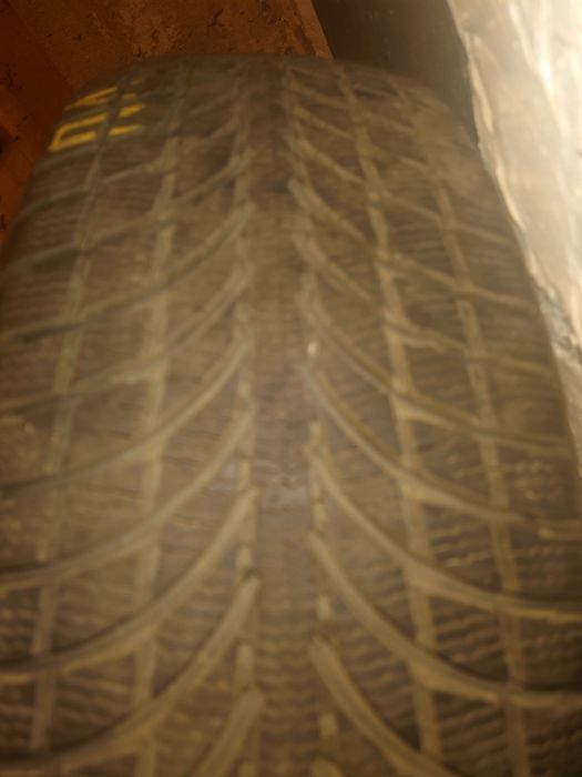 4 бр. зимни гуми Michelin 235 65 17