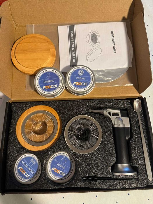 Kit afumare cocktailuri — Whiskey Smoker Kit cu arzator si arome, nou