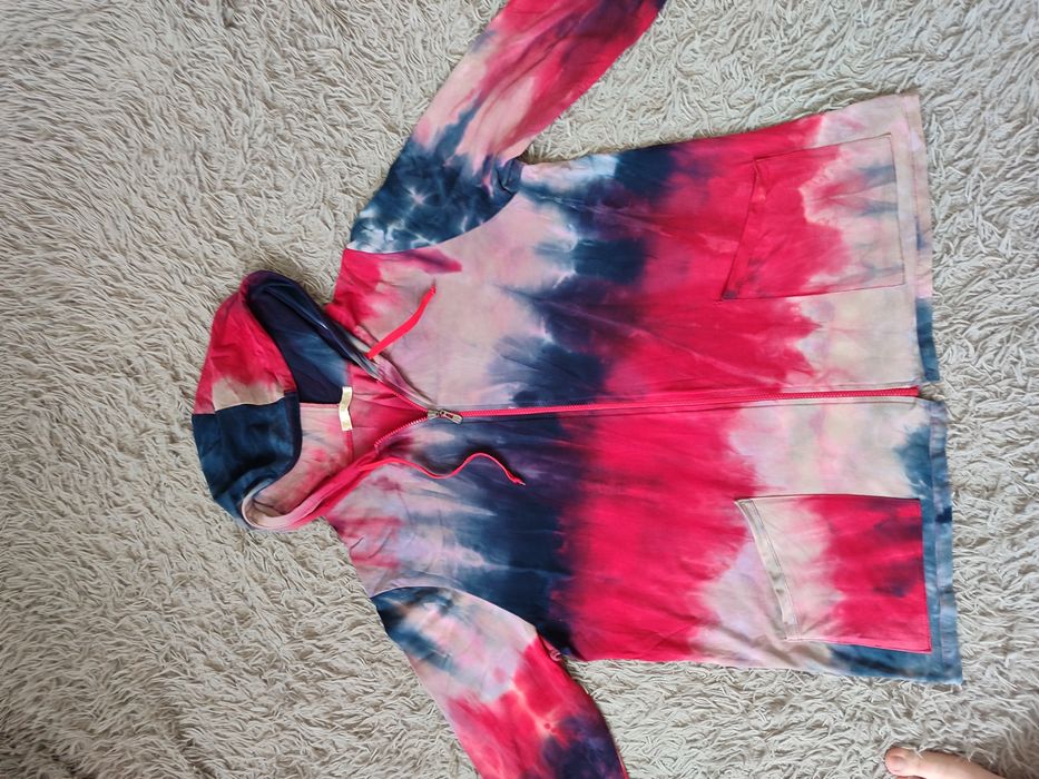 Женская кофта в копюшоном