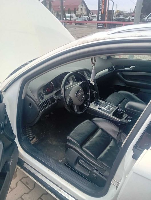 Mașină Audi A6C6
