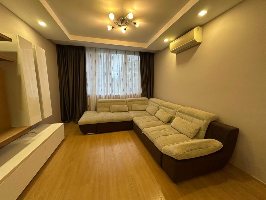 Дава се под наем Тристаен апартамент в София, Полигона - 64 кв.м за 599 € - Снимка #4