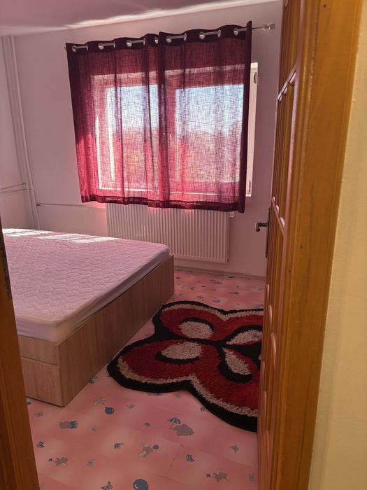 Inchiriez apartament cu 2 camere