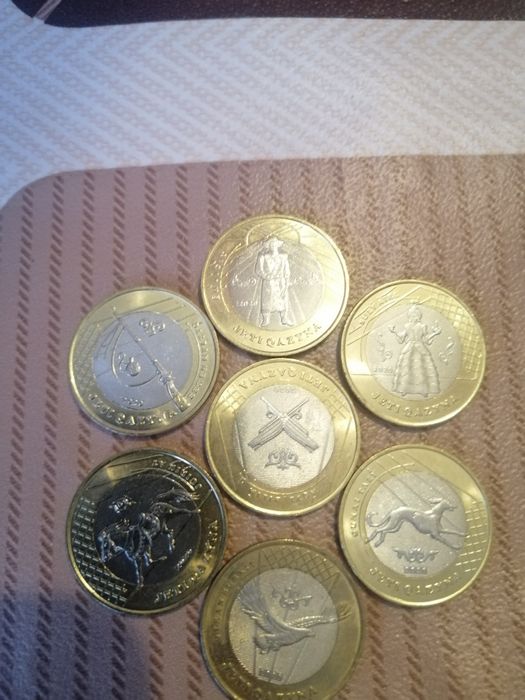 Продам юбилейные монеты