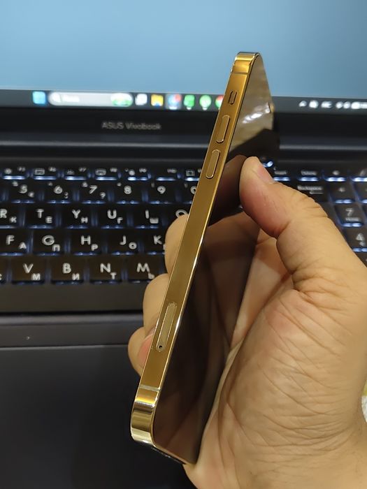 iPhone 12 pro gold