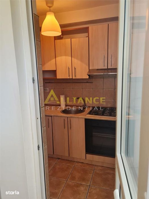 Garsoniera Sector 3 – 30 .45mp – 3 minute metrou Costin Georgian