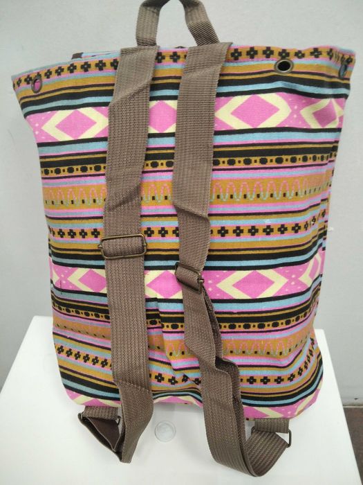 Симпатична дамска раница с 5 джоба