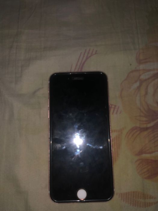 Айфон 6+ сатылады