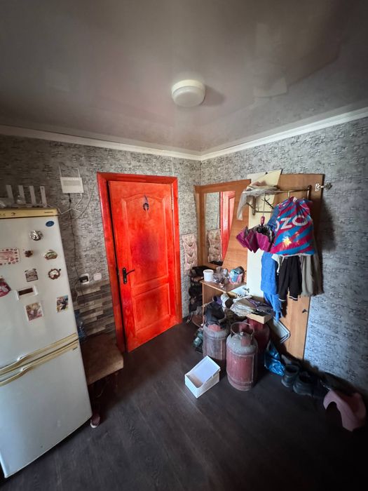 Продам 2 комнатную квартиру