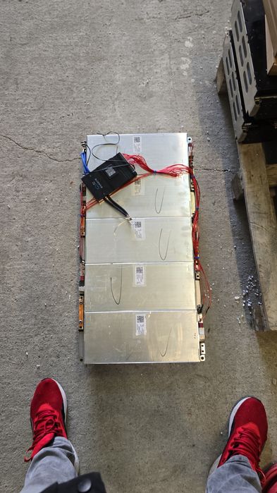 Acumulatori li ion 48v