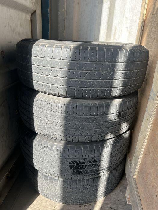 Продам шины yokogama R17