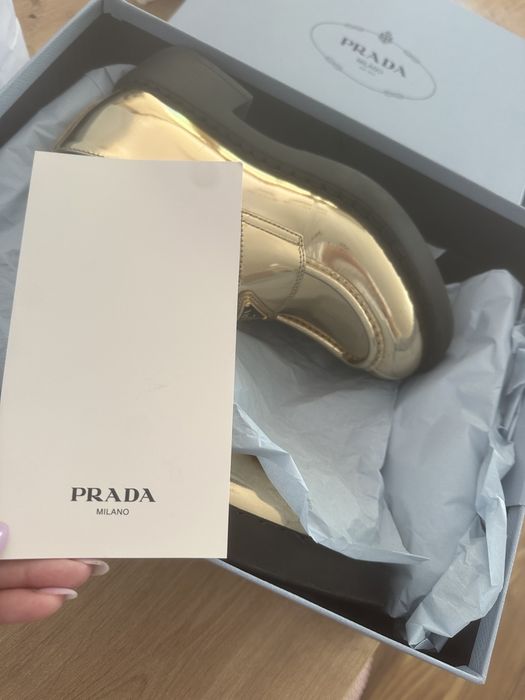 Оригинални обувки Prada