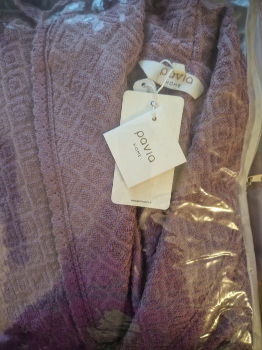 Продам халаты Pavia