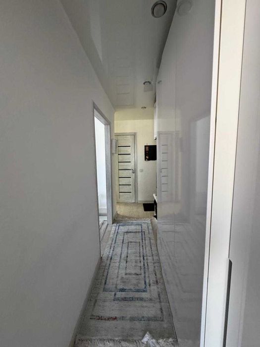 S Продам 3-х ком на 4 мкр