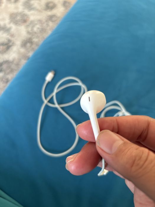 Airpods наушники