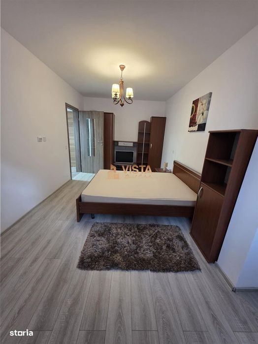 Apartament 2 camere, Tractorul