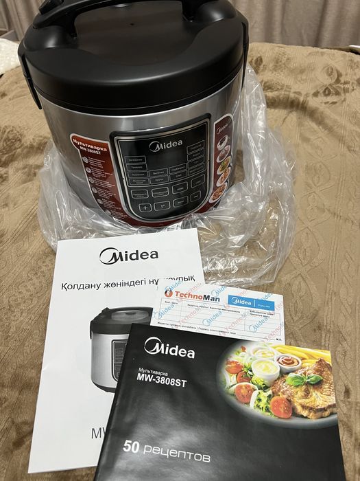 продам мультиварку новую