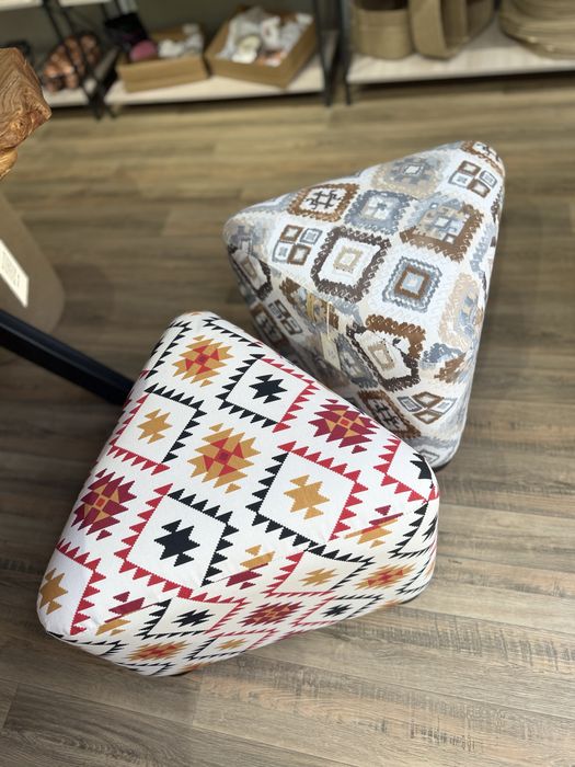 Пуфы дизайнерские