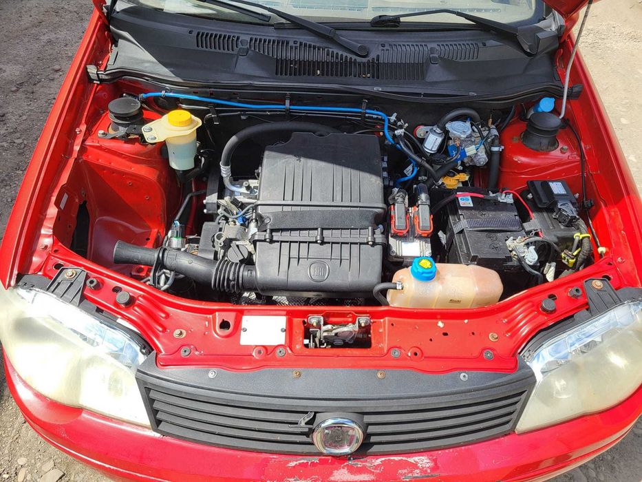 Bara fata / Faruri /Capota motor Fiat albea 2008 1.4 benzina