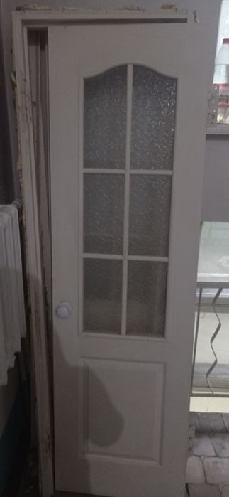Продам двери межкомнатные