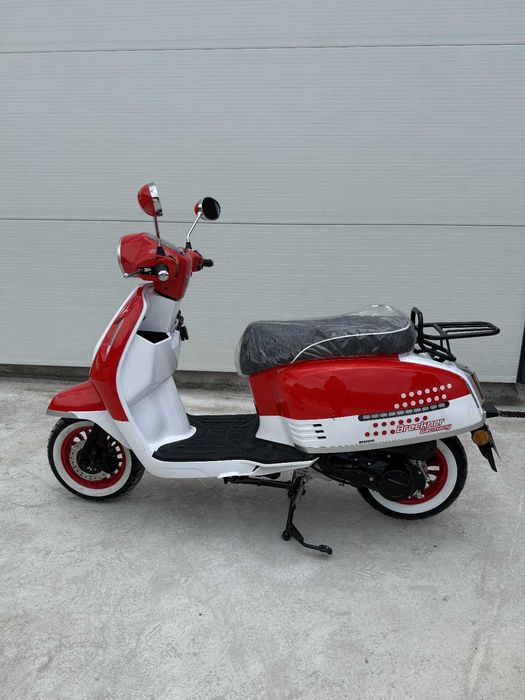 Scuter vintage pe benzina FREYA BRECKNER 49cc