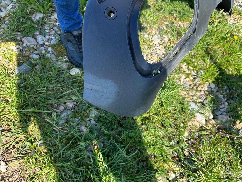 Bara fata, spoiler spate, carenaj Mercedes GLS din 2022