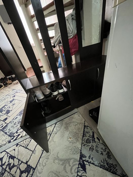 Продам прихожую 7000