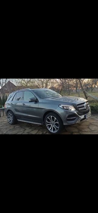 Vând Mercedes GLE 2017
