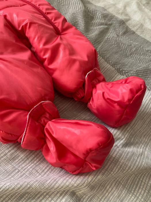 Детски зимен космонавт