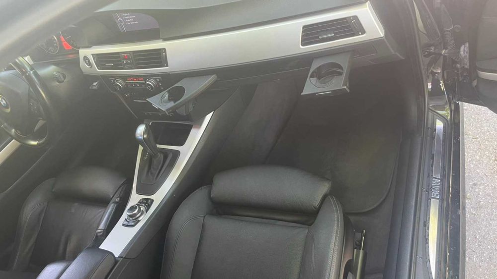 BMW 330 xdrive 2009 г.