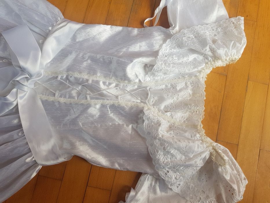 Карнавални рокли