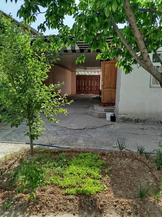 Продаётся дом 4 сотка 3 комнату + кухня