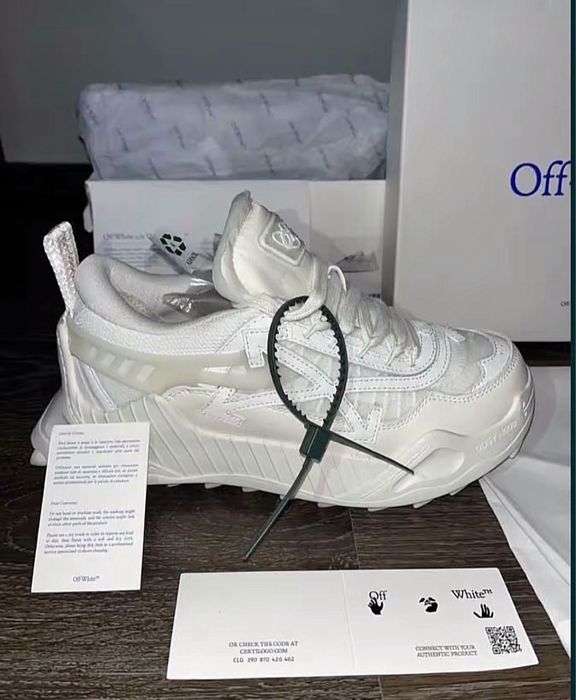 Off-White Odsy 1000
