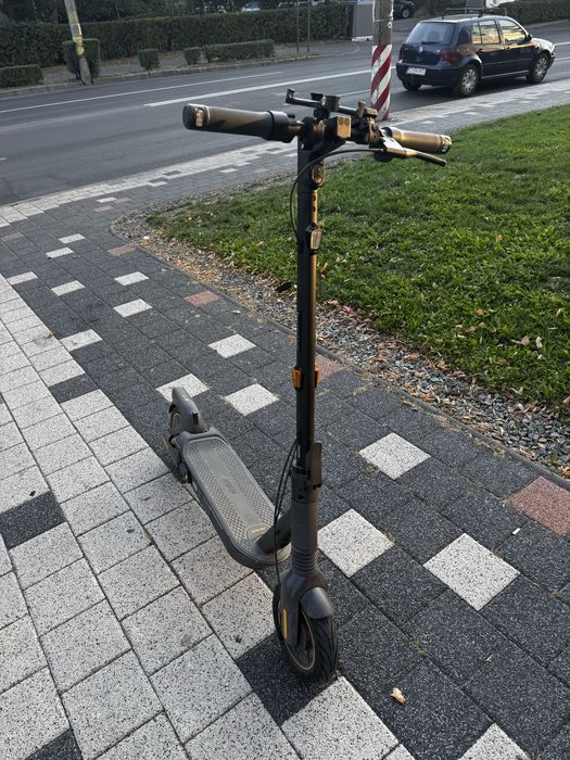 Trotineta electrica ninebot max G2