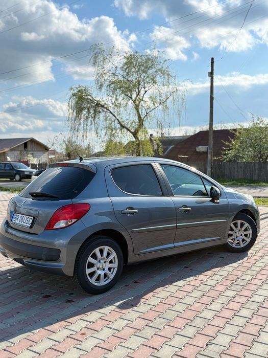 Peugeot 207 2011 diesel, 2.900 € — imagine 2