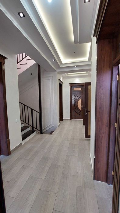 Сдаётся нов.участок.Сергели,Ханабад.3сотки.8комнат,4санузла.2000у.е.