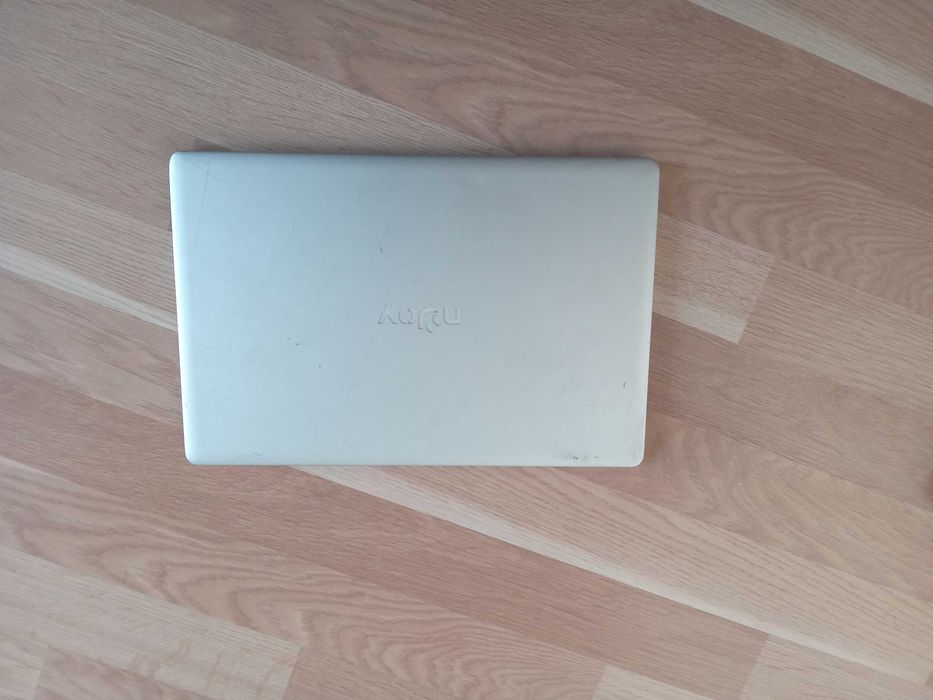 Лаптоп за части Njoy