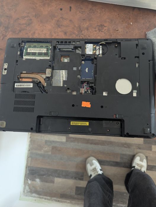 Продается ноутбук Lenovo ideapad y580