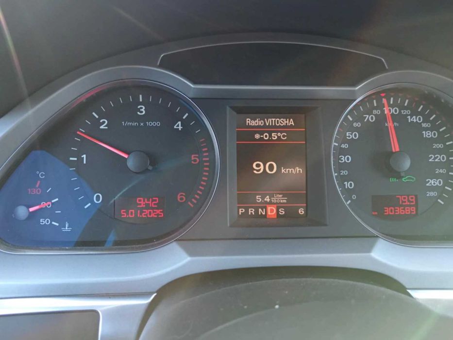 Продавам Audi A6