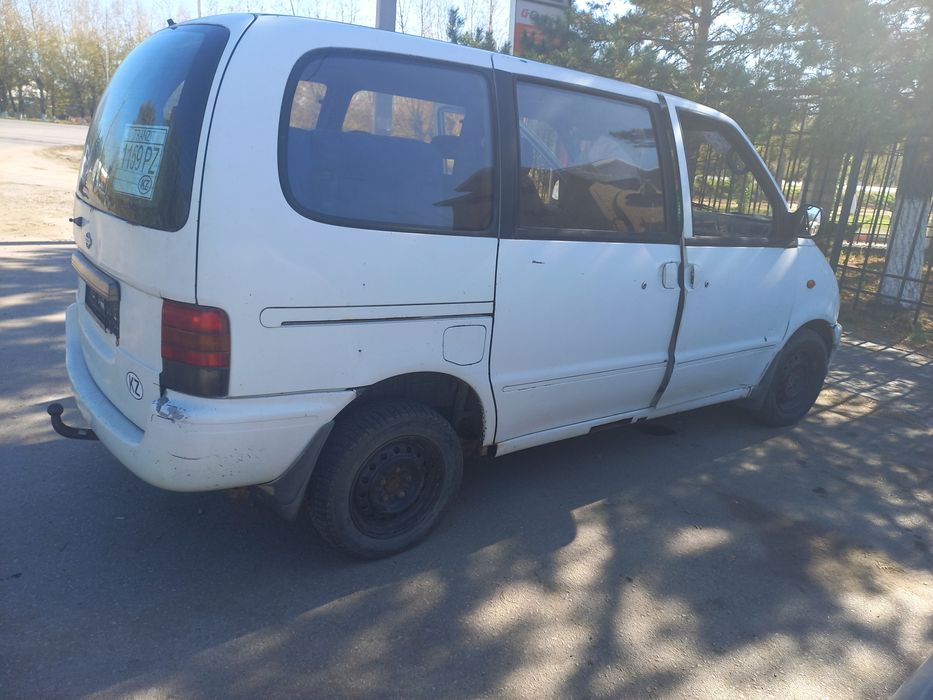 Ниссан Serena обмен