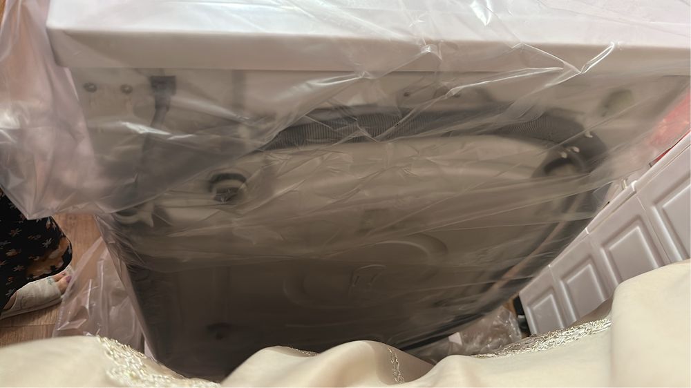 Продам стирально сушильную машину