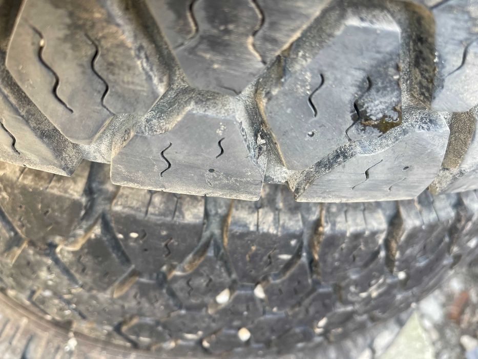 GOODYEAR ULTRA GRIP cargo unistell M+S 225/75/R16 C