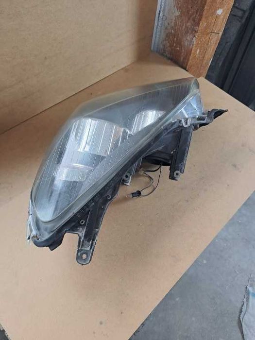 Far stanga Opel Astra H an 2003-2006