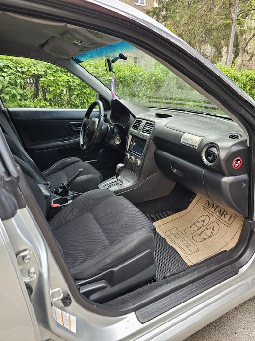 Субару импреза 2004