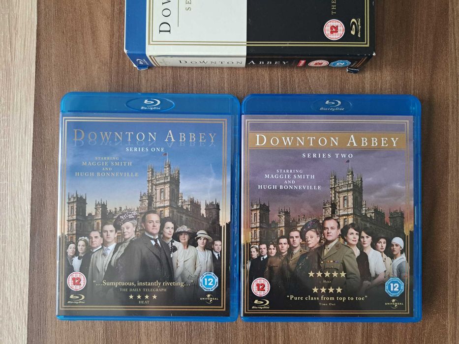 Downtown Abbey - Series 1 and 2 - The complete collection