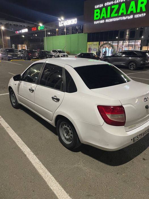 Срочно Lada GRANTA 06 казахский учет