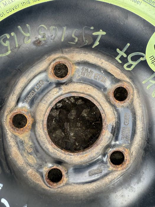 Резервни гуми Audi A4 b7 8e0601025e 6.5j 15'' et33 195 65 ном 32