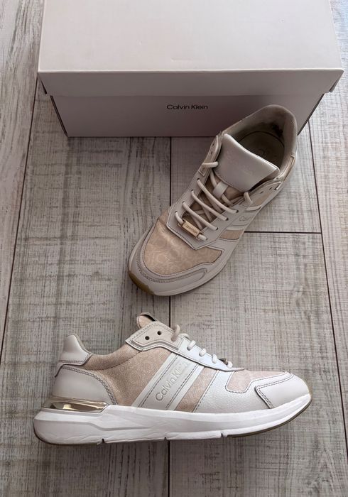 Модерни маратонки Calvin Klein ЕСТЕСТВЕНА кожа